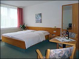 Gasthaus & Pension Zum Hirsch Gehlberg Habitación foto